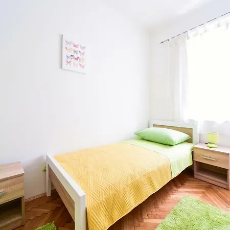 Bliss Apartment *