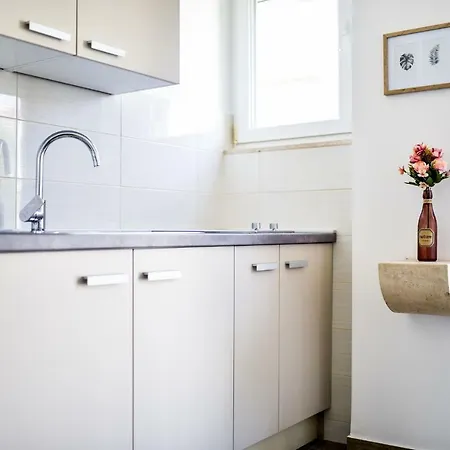 Apartment Bliss *